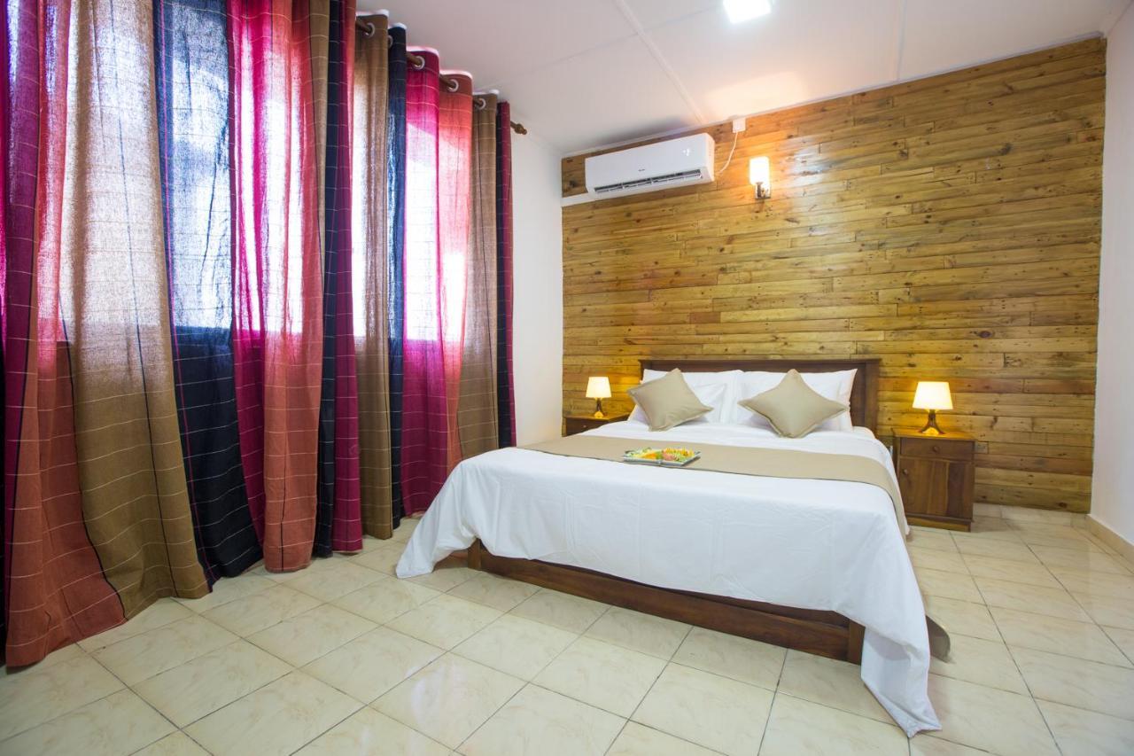 Maple Tree Residencies Ξενοδοχείο Dehiwala-Mount Lavinia Εξωτερικό φωτογραφία
